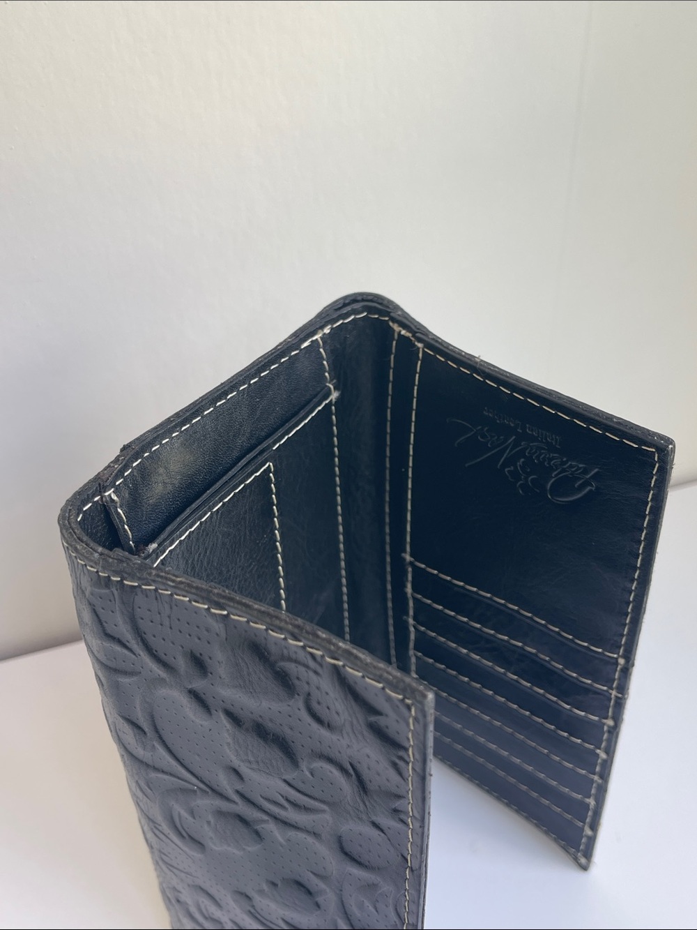 Patricia Nash Wallet - Picture 15 of 15